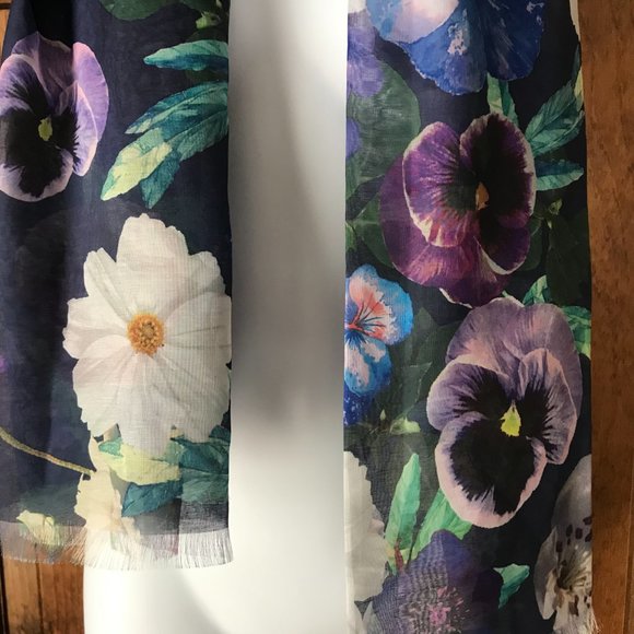Isaac Mizrahi Live! #2 Navy Blue with Pansies & Other Flowers Scarf 74" x 28" - Picture 6 of 12